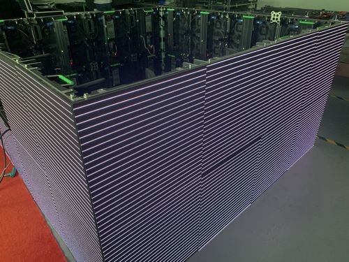 에 대한 최신 회사 뉴스 P2.604 실내 500x500mm 상자 큐브