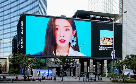 960mmX960mm P8 야외 LED 화면 7000Cd/M2 밝기 IP65 방수 야외 풀 컬러 LED 디스플레이