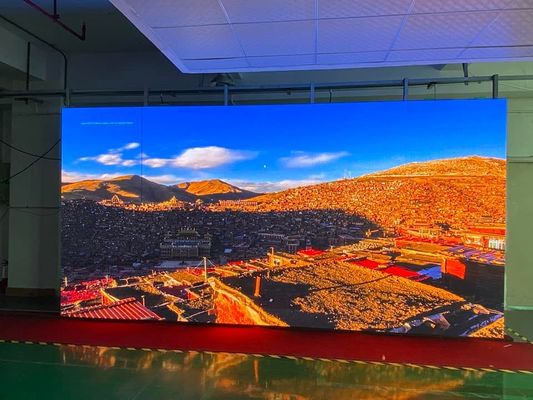 P1.875 실내 LED 디스플레이 284440 도트/제곱미터 480x480mm 캐비닛