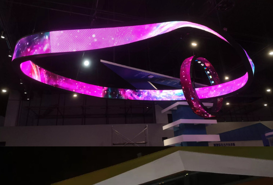 소프트 HD P4 실내 LED 모듈 IP43 3840Hz 해상도 1200Cd/M2 밝기 전체 컬러 실내 LED 디스플레이