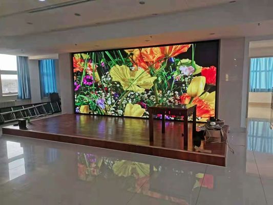임대 이벤트에 밝은 에너지 조명을 제공하는 SMD2020 및 SMD1515 LED 타입의 실내 풀 컬러 LED 디스플레이