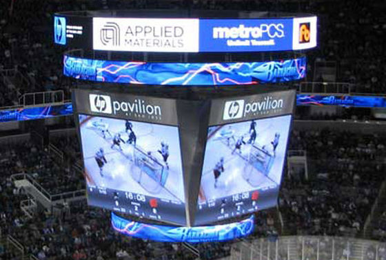 스포츠 스크린 COB P2.5 실내 풀 컬러 디스플레이 IP34 3G WIFI 시스템 제어 3840Hz 해상도