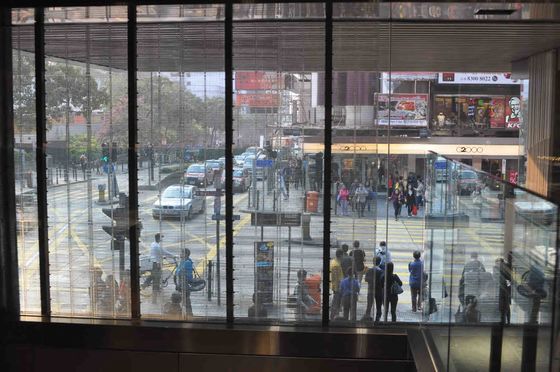 P3.91-7.82 실내 투명 LED 디스플레이 화면 SMD 렌터 글래스 디스플레이 풀 컬러 LED 화면