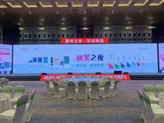 좋은 가격 2.5mm 320x160 풀 컬러 LED 디스플레이 보드 1000cd/M2 밝기 온라인으로