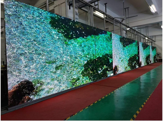 P3.91 실내 전체 컬러 매달린 LED 디스플레이 픽셀 밀도 40000/Sqm