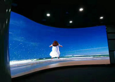 P6 커브 LED 디스플레이 LED 스크롤 디스플레이 패널 에너지 절약