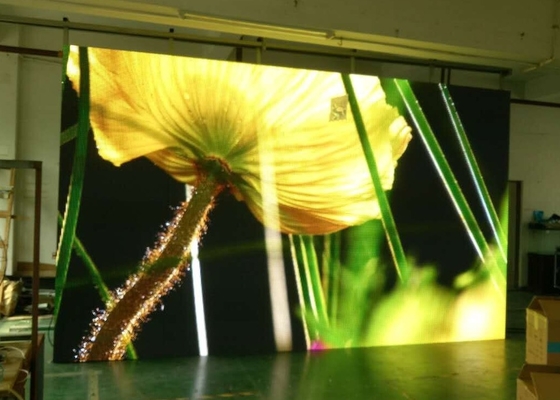거대한 풀 컬러 야외 LED 디스플레이 방수 IP68 DIP / SMD HD P3 P4 풀 컬러 야외 디스플레이