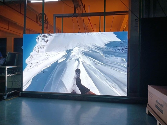 픽셀 피치 높고 갱신 속도 P2.5 3840hz 광고 LED 화면
