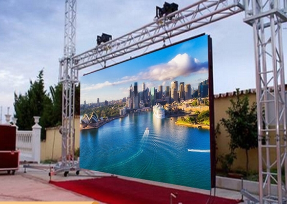 P5 64x32 점 매트릭스 야외 풀 컬러 LED 게시판, 2500 CD/sqm, 높은 밝기
