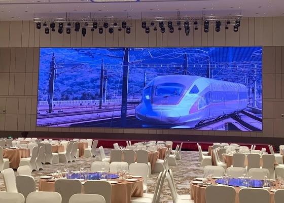 풀 컬러 HD LED 빌보드 P4 DC5V 아웃도어 경기장 상업 스타트업 애플리케이션