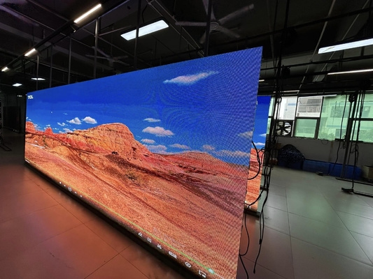P2 실내 풀 컬러 LED 게시판 다이 캐스트 알루미늄 게시판 평면 강철 캐비닛 128 X 64 행렬