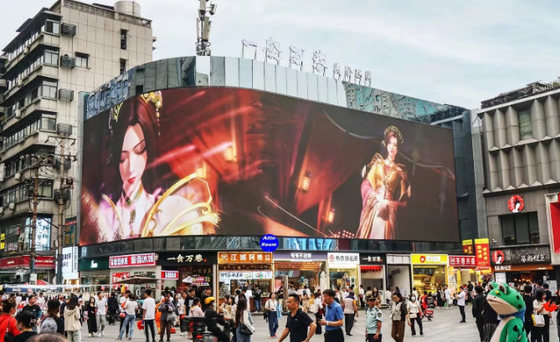 P5 야외 풀 컬러 LED 다이 캐스트 알루미늄 스크린 43222 점/평방 미터 밀도