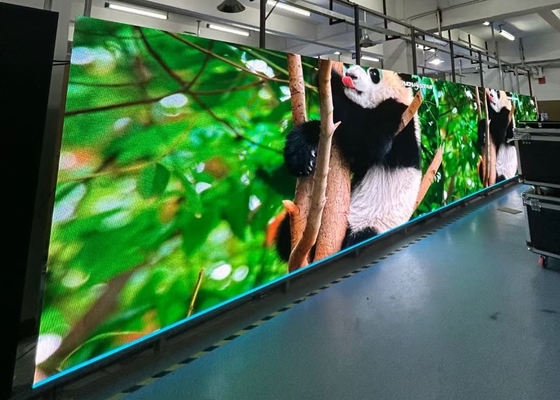 대형 유연 렌터 스크린 스메어 디스플레이 1/32 스캔 HD 1R1G1B P2.5mm LED 스크린 보드