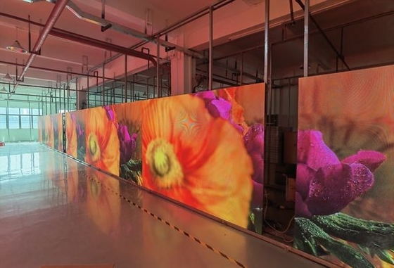 높은 밝기 임대 LED 디스플레이 HD 야외 P8 15625 포인트 / 평방 미터 픽셀 밀도