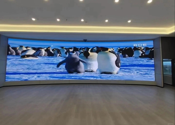 P1.667 작은 피치 SMD LED 디스플레이 200 * 150mm 모듈 웨이퍼 칩 유연하고 방수