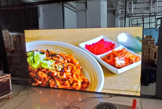 풀 컬러 전시 SMD LED 스크린 P10 5500 Nits 옥외 조정 임명