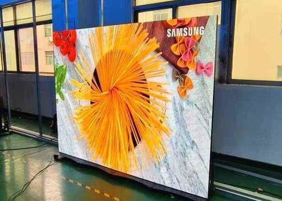 고 밝기 P6 SMD LED 다이 캐스팅 알루미늄 스크린 768x768mm 철 캐비닛