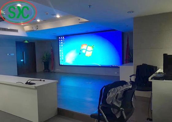 좋은 가격 SMD2121 P5 풀 컬러 SMD LED 다이 캐스트 알루미늄, 야외, 조정 가능한 밝기 온라인으로
