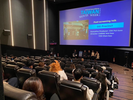 에피스타 야외 전색 LED 디스플레이 IP65 캐비닛 3년 보증