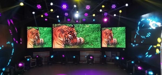 고정 스테이지 실내 풀 컬러 LED 디스플레이 P2.5,p3 LED 화면, 3840hz 갱신 속도, 1000nit 밝기