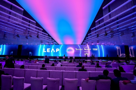 고화질 풀 컬러 광고 LED 다이 캐스트 알루미늄 / 컨퍼런스 야외 LED 비디오 벽