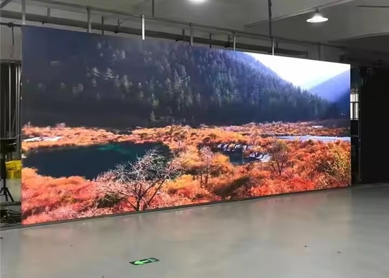 커브 스크린 실내 1/16 스캔 모드 32x32 Dot P6 LED Ultra HD 디스플레이