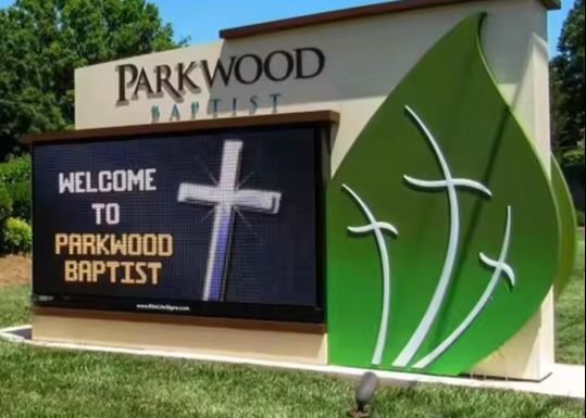 SMD3535 다이?? 스 박스 / 임대 LED 디스플레이 P3.91 야외 고 밝기 방수 500 * 1000mm 큰 화면