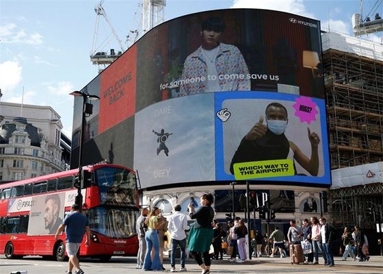 P8 옥외 SMD LED 광고 스크린 8mm 피치 IP65 방수