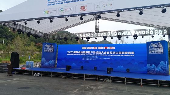 P10 옥외 LED 디스플레이 스크린 10mm 픽셀 피치 IP65 방수