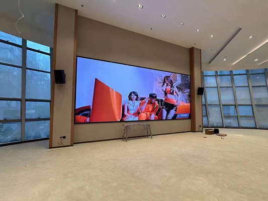 임대 및 설치 곡선 화면 초명성 고 갱신 속도 400x300mm LED 박스 디스플레이, 3인1 풀 컬러