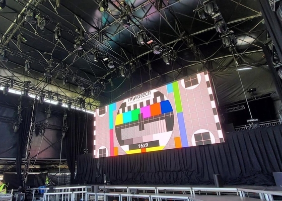 포스터 RGB LED 디스플레이 2.5MM 픽셀 피치 높은 갱신 속도 1920HZ 실내