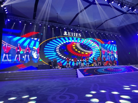 야외 RGB LED 임대 디스플레이 방수 상자 P5 에피스타 칩 광고 3 년 보증