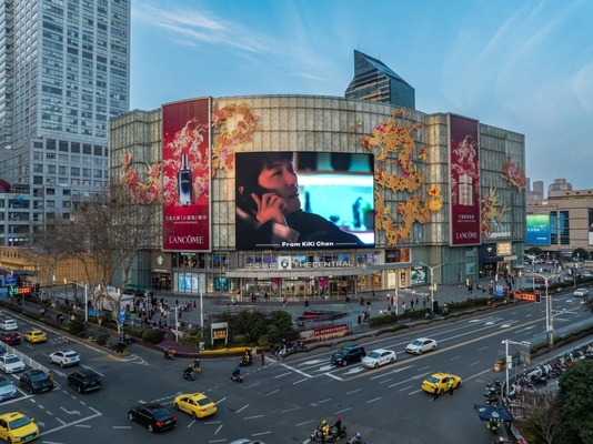 P10 야외 풀 컬러 LED 렌터 스크린 SMD2121 LED 램프 16 비트 회색 스케일 레벨