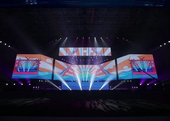 100000시간 수명 Epistar Outdoor Full Color LED Die-Cast 알루미늄 디스플레이 720Hz 화면 갱신 주파수 및 3