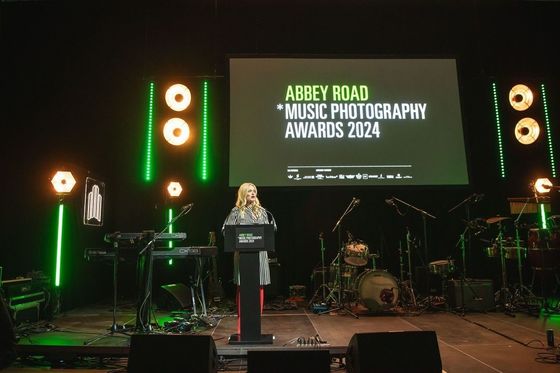 실내 광고 LED 화면 P1.667 200*150mm 모듈 NOVA 시스템