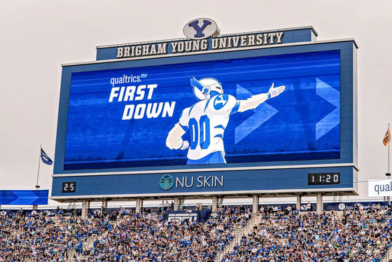 P10 SMD3535 야외 LED 광고 화면 10mm Pitch IP67 방수