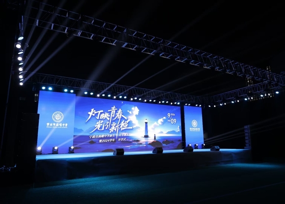 HD 풀 컬러 SMD2121 P3 RGB LED 임대 LED 디스플레이 철강 표준 캐비닛 3 년 보증