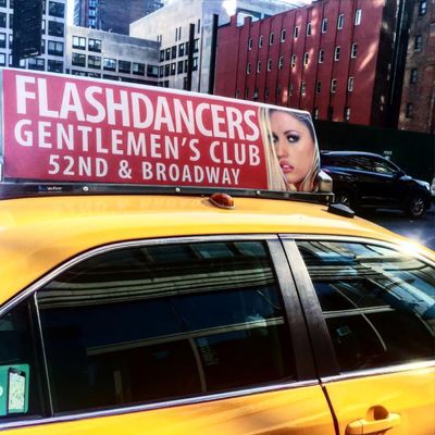 P5 양면 택시 루프 LED 디스플레이 IP65 방수 6500cd/sqm