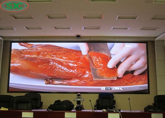 고정 / 임대 IP65 P10 야외 LED 광고 화면 넓은 관점 방수 철 캐비닛
