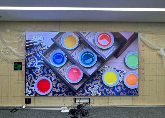 3 및 최첨단 실내 RGB LED 패널 디스플레이를 위한 1m-10m의 최적 관점