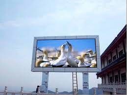 좋은 가격 860w / m2 평균 전력 소비 LED 게시판 스크린과 7000nits 밝기 온라인으로