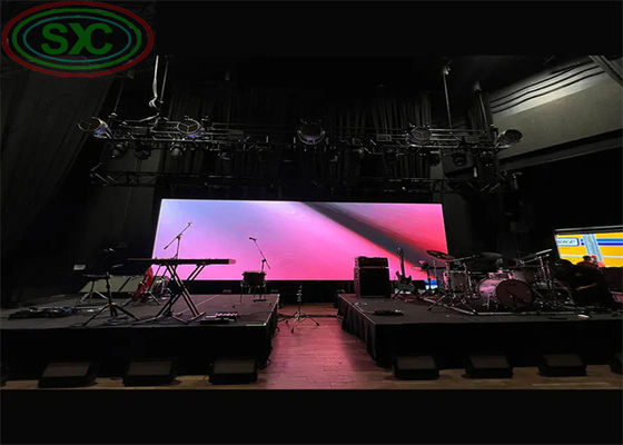 안정적이고 내구성 있는 100000시간 MTBF 1920Hz 갱신 속도와 함께 실내 풀 컬러 LED 디스플레이