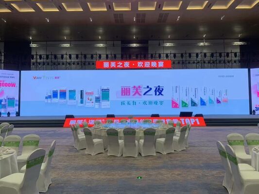 좋은 가격 임대 이벤트에 밝은 에너지 조명을 제공하는 SMD2020 및 SMD1515 LED 타입의 실내 풀 컬러 LED 디스플레이 온라인으로