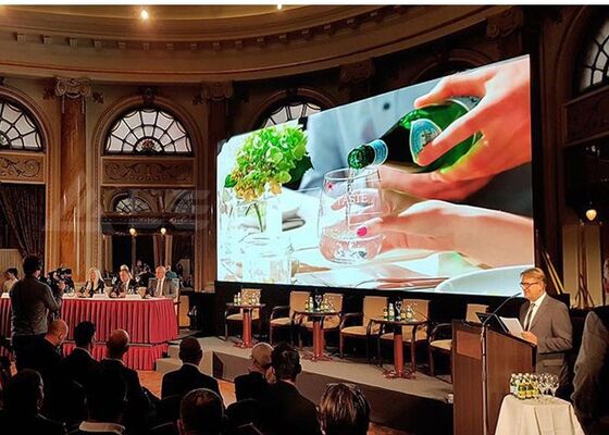 LED 램프 P3.91 LED 디스플레이 실내 / 외부 벽에 장착 된 LED 화면 3840hz 갱신 속도