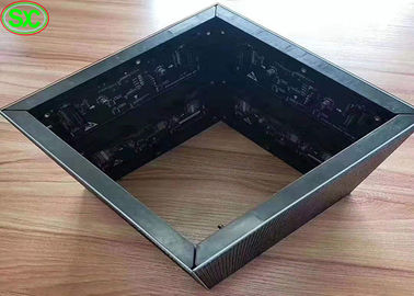 3d 실내 풀 컬러 발광 다이오드 표시 P2.5 기둥 90도 입방 스크린 대