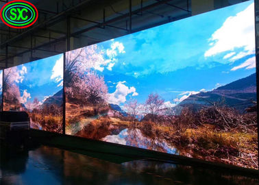 풀 컬러 LED 디스플레이 보드 비디오 월 HD P2.5 160,000 점 물리적 밀도