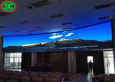거대한 비디오 벽 LED 패널 화면 P2 P3.91 실내 광고 곡선 상자 실내 풀 컬러 LED 디스플레이