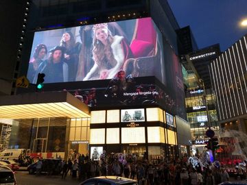 프로 SMD 풀 컬러 LED 다이 캐스트 알루미늄 스크린 40000 포인트 / 평방 미터 철 캐비닛
