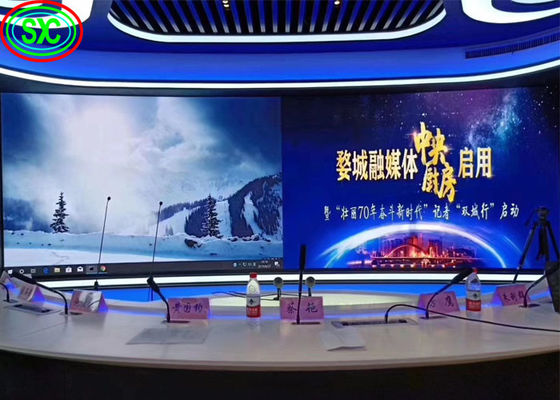 P4 노바 스타 내구성이 뛰어난 실내 LED 전광판, SMD 실내 풀 컬러 LED 비디오 월 옥외 고정 LED 디스플레이