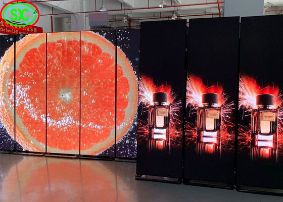 좋은 가격 스마트 실내 디지털 LED 거울 디스플레이 HD 광고 포스터 수직 화면 P2.5 온라인으로